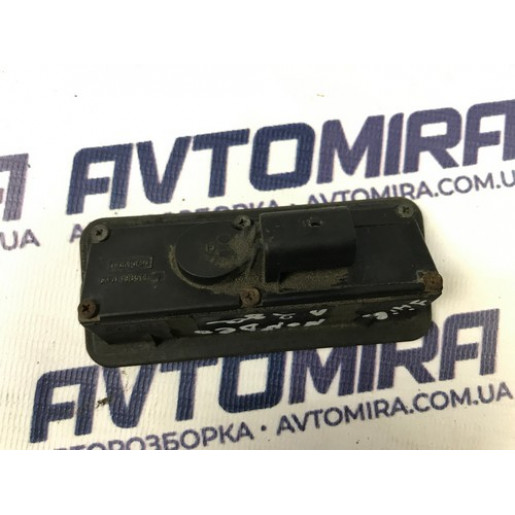 Кнопка відкриття багажника Ford Mondeo 4 Turnier 2007-2014 6M5119B514